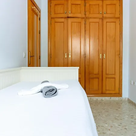 Apartment Rio Seco Loft Beach- Rent Malaga